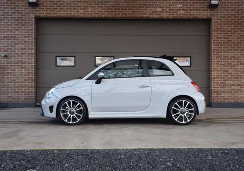 Abarth 595, 2023