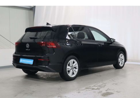 Volkswagen Golf, 2024 3