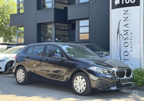 BMW 116, 2022
