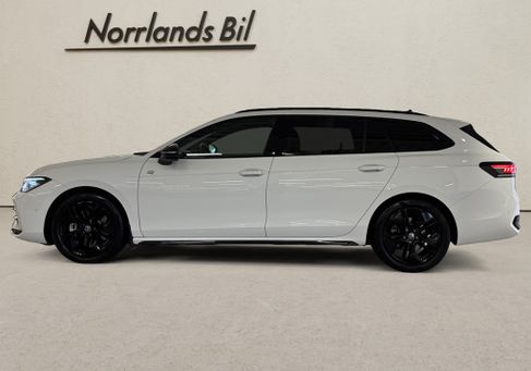 Volkswagen Passat Variant, 2025 2