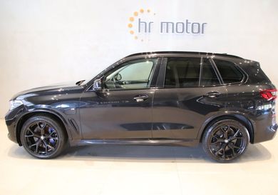 BMW X5, 2021