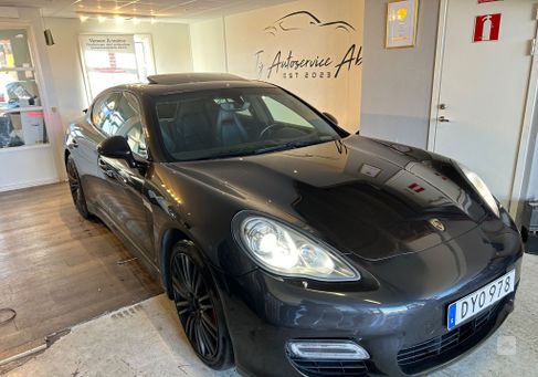 Porsche Panamera, 2010