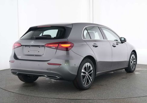 Mercedes-Benz A 180, 2026 3