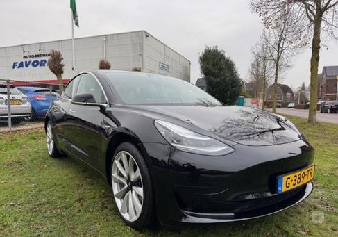 Tesla Model 3, 2019