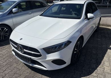 Mercedes-Benz A 180, 2025