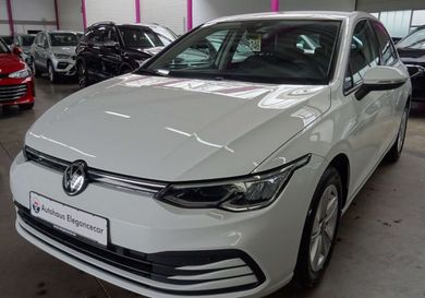 Volkswagen Golf, 2022