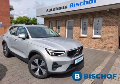 Volvo XC40, 2025
