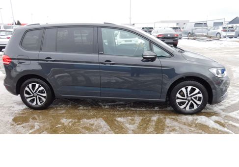 Volkswagen Touran, 2021